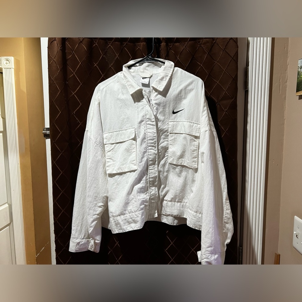 Retro white Nike jacket